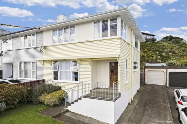 Photo of property in 4 Rahui Street, Strathmore Park, Wellington, 6022