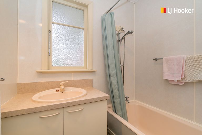 Photo of property in 27 Tay Street, Mosgiel, 9024