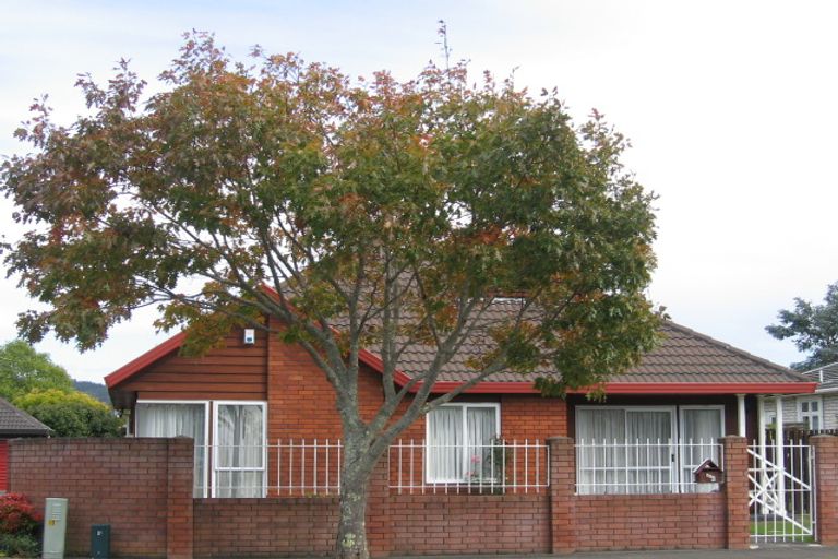 Photo of property in 4/6 Palmer Crescent, Silverstream, Upper Hutt, 5019