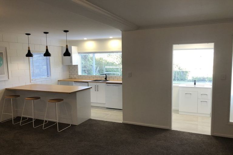 Photo of property in 24d Kenmore Street, Westown, New Plymouth, 4310