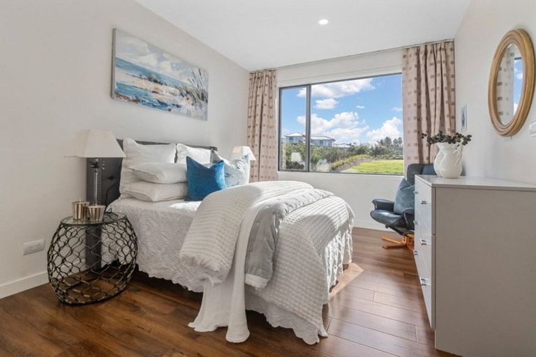 Photo of property in 6 Throttle Close, Dairy Flat, Albany, 0794