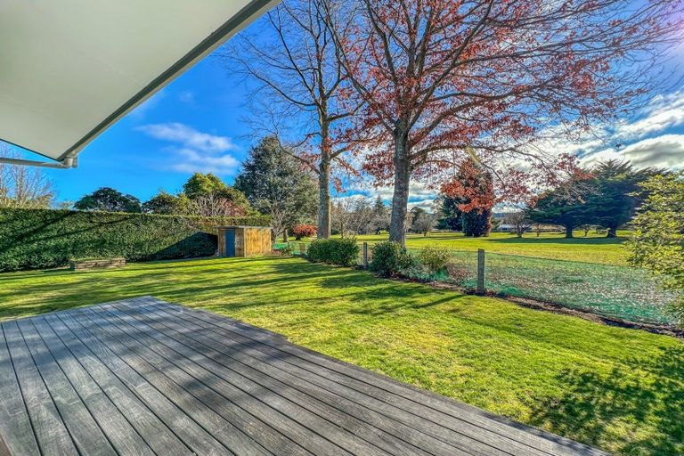 Photo of property in 4 Yasmin Lane, Kinloch, Taupo, 3377