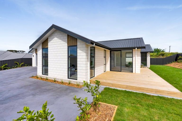 Photo of property in 11a James Drive, Bell Block, New Plymouth, 4312