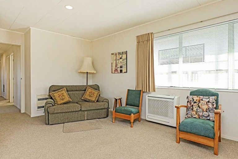 Photo of property in 9 King Street, Taradale, Napier, 4112