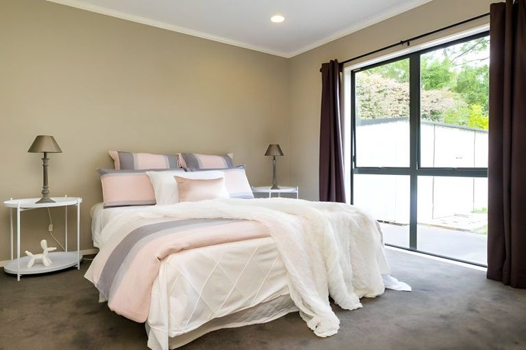 Photo of property in 84 Churchill Drive, Taradale, Napier, 4112