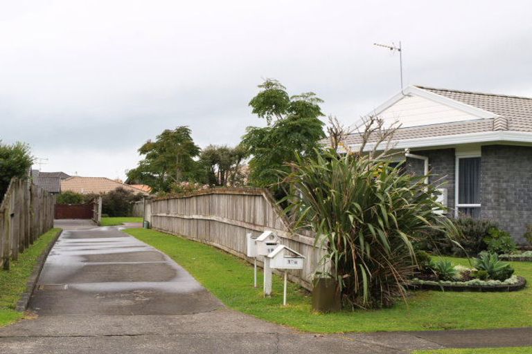 Photo of property in 19a Ben Nevis Place, Northpark, Auckland, 2013