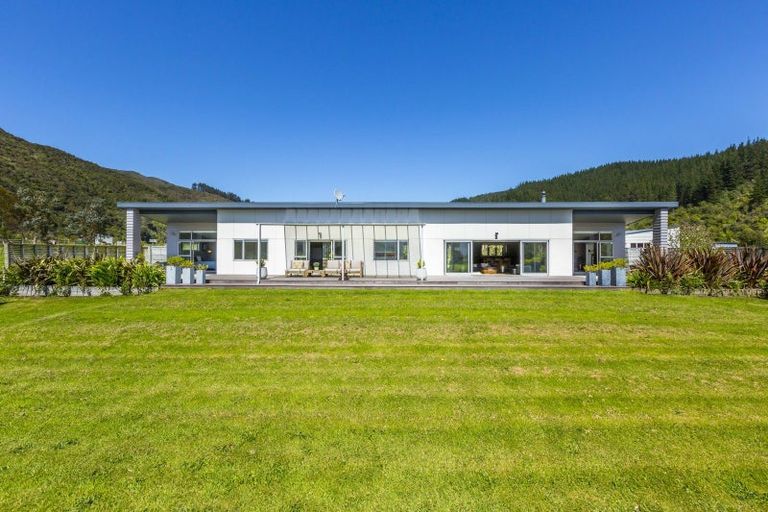 Photo of property in 80b Gilbert Road, Kaitoke, Upper Hutt, 5018