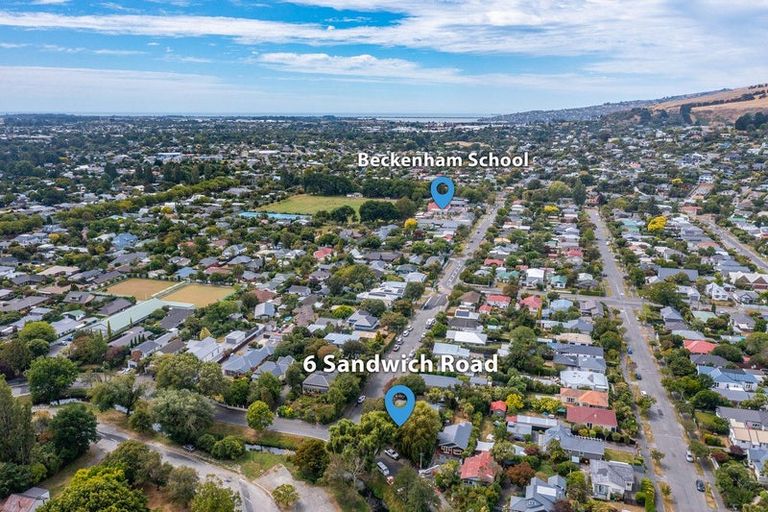 Photo of property in 6 Sandwich Road, Beckenham, Christchurch, 8023