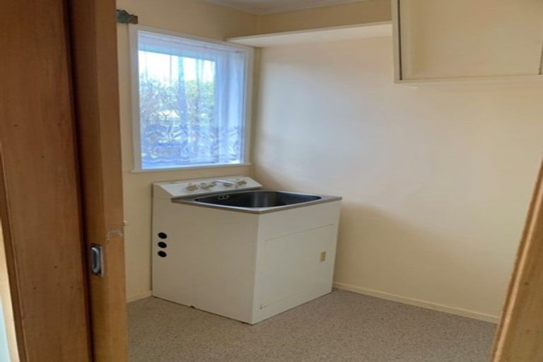 Photo of property in 58 Cardiff Road, Pakuranga, Auckland, 2010