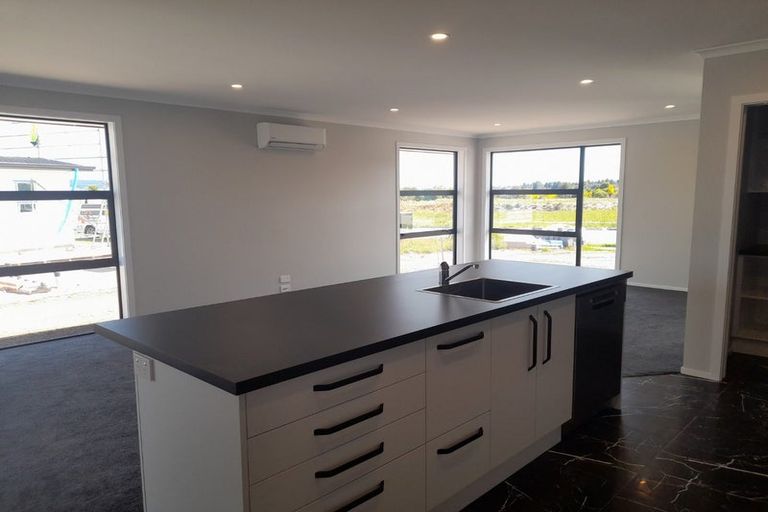 Photo of property in 26 Raupo Crescent, Wharewaka, Taupo, 3330