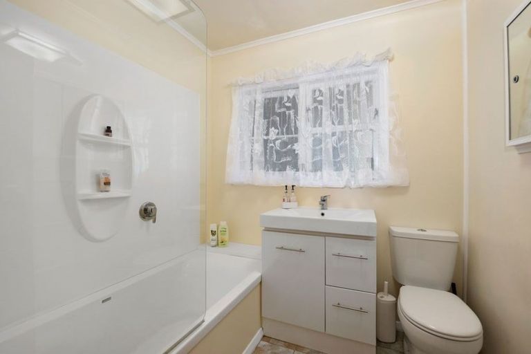 Photo of property in 3 Kapuranga Grove, Stokes Valley, Lower Hutt, 5019