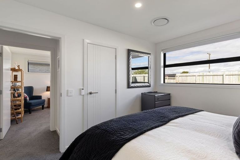 Photo of property in 62 Freedom Drive, Kelvin Grove, Palmerston North, 4414