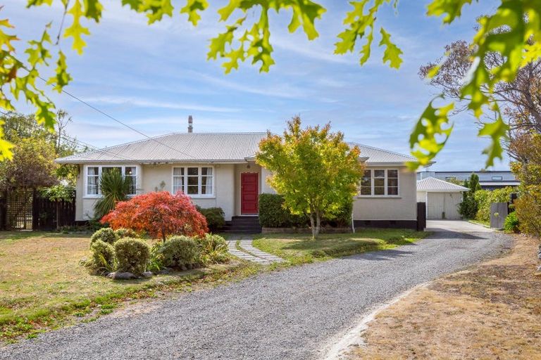 Photo of property in 24 Lansdowne Crescent, Lansdowne, Masterton, 5810