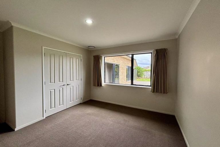 Photo of property in 16 Somerton Drive, Huntington, Hamilton, 3210