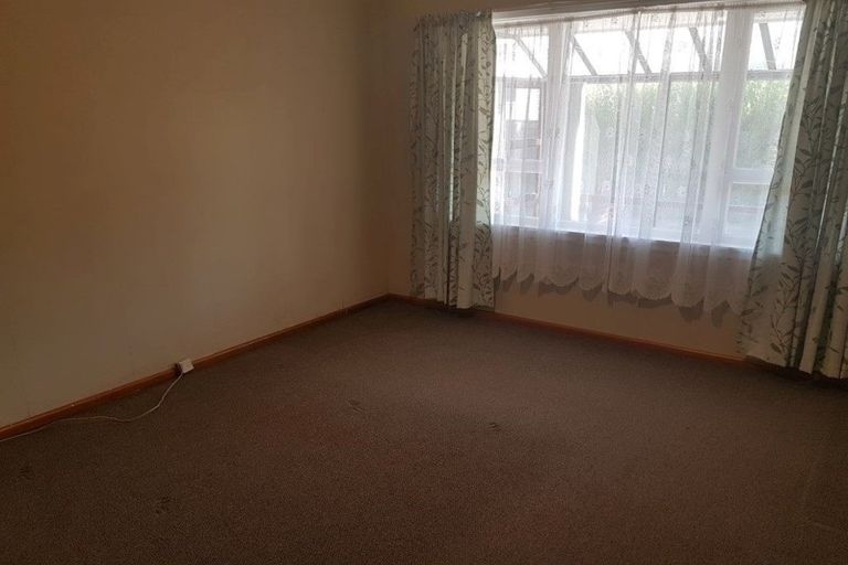 Photo of property in 2/42 North Avon Road, Richmond, Christchurch, 8013