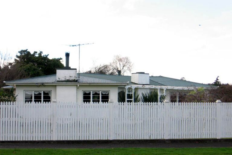 Photo of property in 27 Roberts Road, Lansdowne, Masterton, 5810