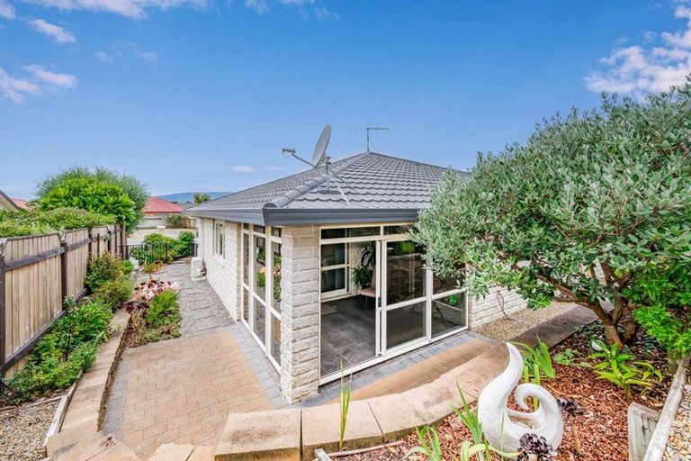 Photo of property in 78 Guildford Drive, Paraparaumu, 5032