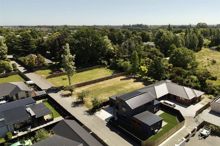 Photo of property in 7 Styxspring Lane, Harewood, Christchurch, 8051