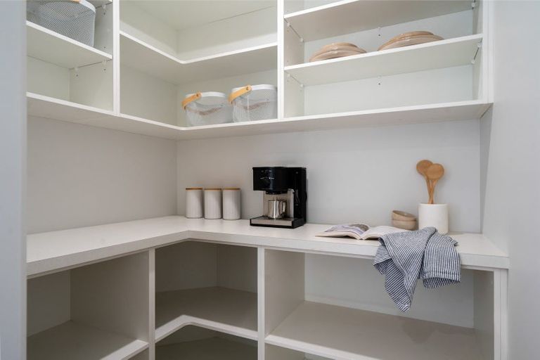 Photo of property in 2 Keri Rua Road, Leamington, 3495