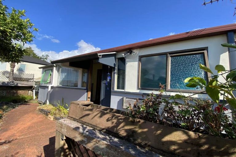 Photo of property in 60 Vintage Drive, Henderson, Auckland, 0612