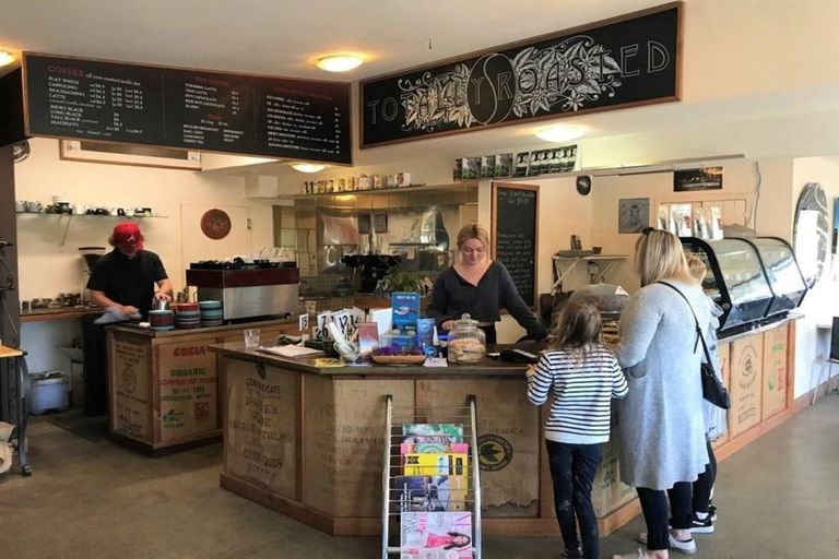 Photo of property in 734 Abel Tasman Drive, Pohara, Takaka, 7183