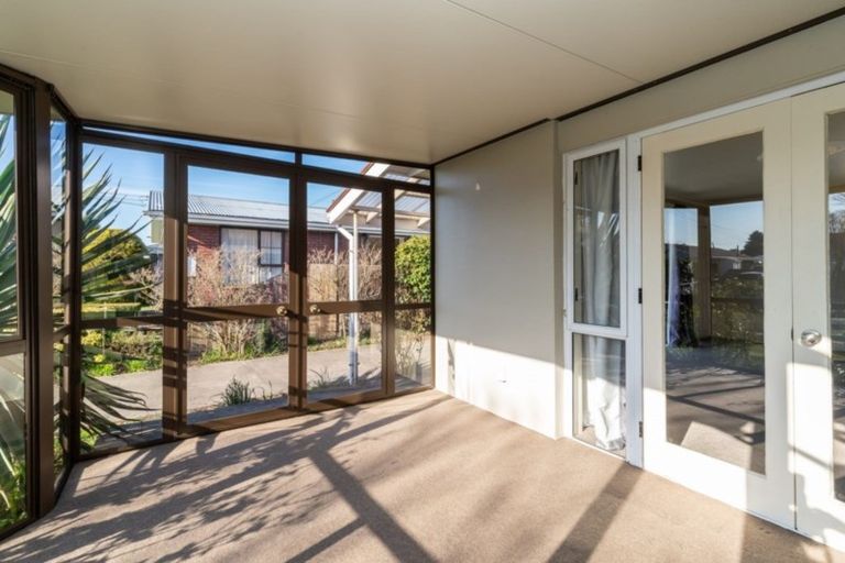 Photo of property in 10 Maple Street, Bishopdale, Christchurch, 8053