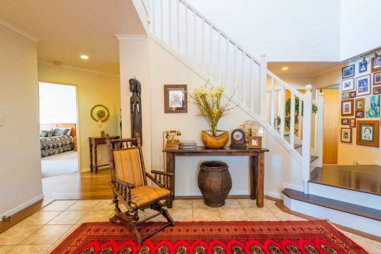 Photo of property in 210 Whitford Road, Shamrock Park, Auckland, 2016