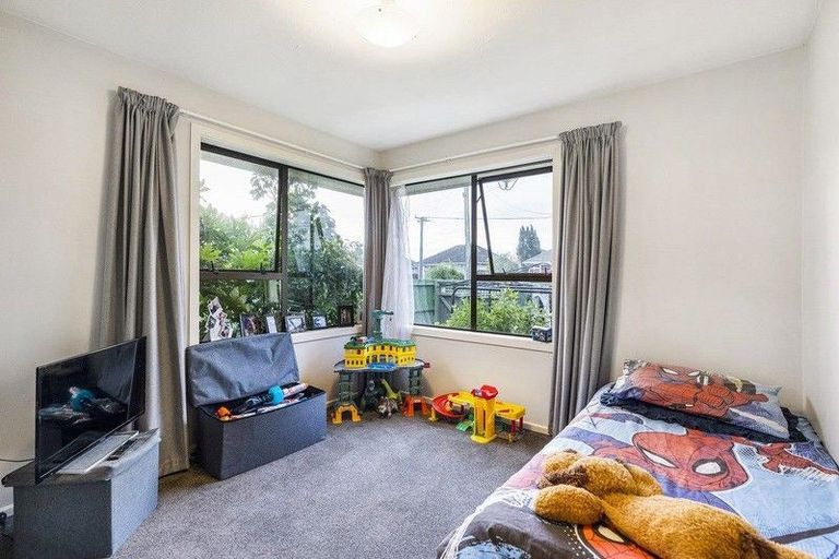 Photo of property in 1/21 Nottingham Avenue, Halswell, Christchurch, 8025