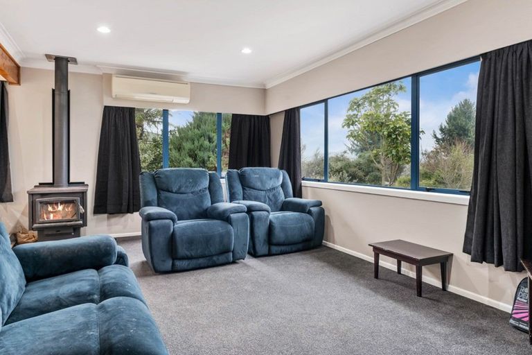 Photo of property in 8 Russell Crescent, Western Heights, Rotorua, 3015