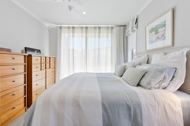 Photo of property in 14 Trevally Place, Snells Beach, 0920