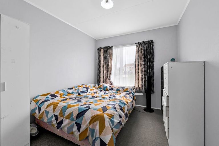 Photo of property in 11 Manuka Place, Hawera, 4610