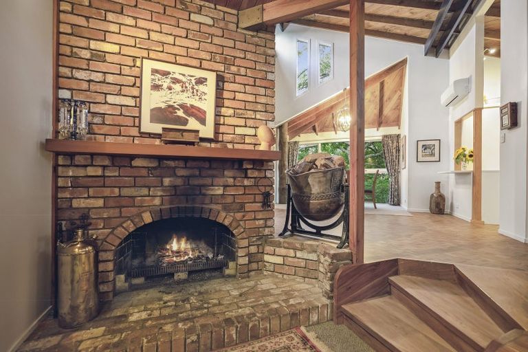 Photo of property in 54 Ridge Road, Lucas Heights, Auckland, 0632