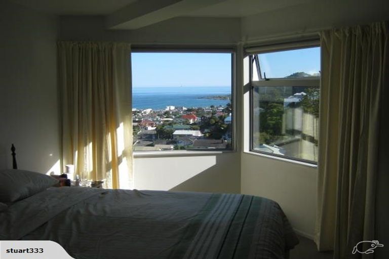 Photo of property in 28 Lerwick Terrace, Melrose, Wellington, 6023