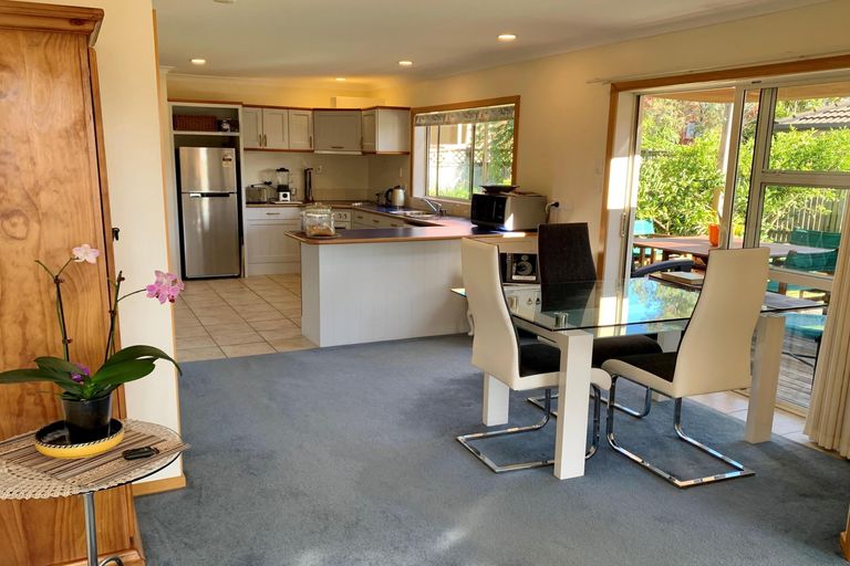 Photo of property in 19a Oakridge Drive, Kerikeri, 0230