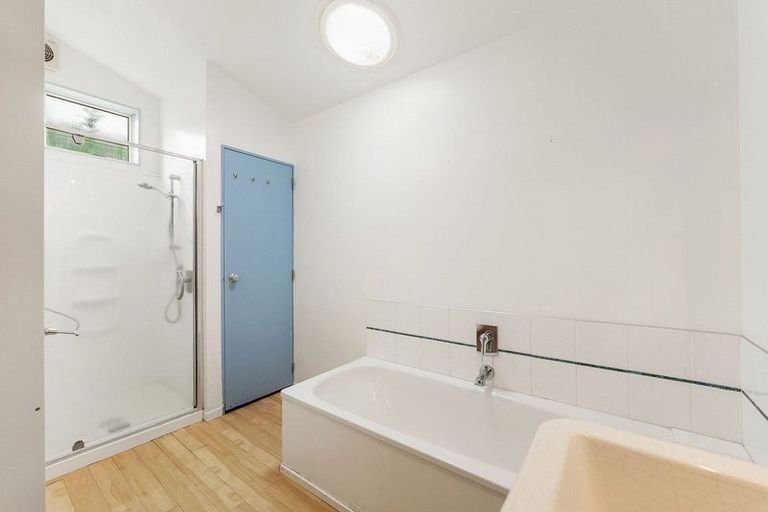 Photo of property in 49b Percy Road, Papamoa Beach, Papamoa, 3118