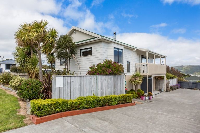 Photo of property in 35 Doncaster Terrace, Ascot Park, Porirua, 5024