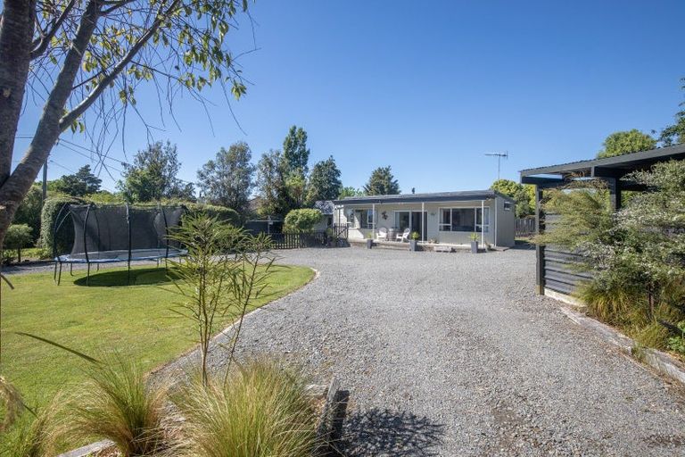 Photo of property in 69 Abbotsford Road, Waipawa, 4210