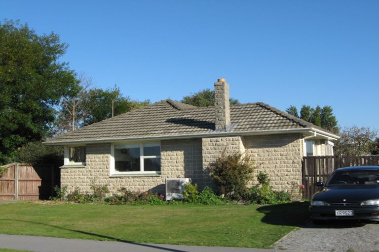 Photo of property in 21 Wolsey Place, Hillmorton, Christchurch, 8025