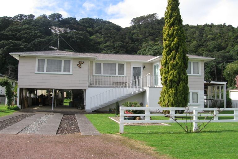Photo of property in 6 Sarjants Road, Te Puru, Thames, 3575