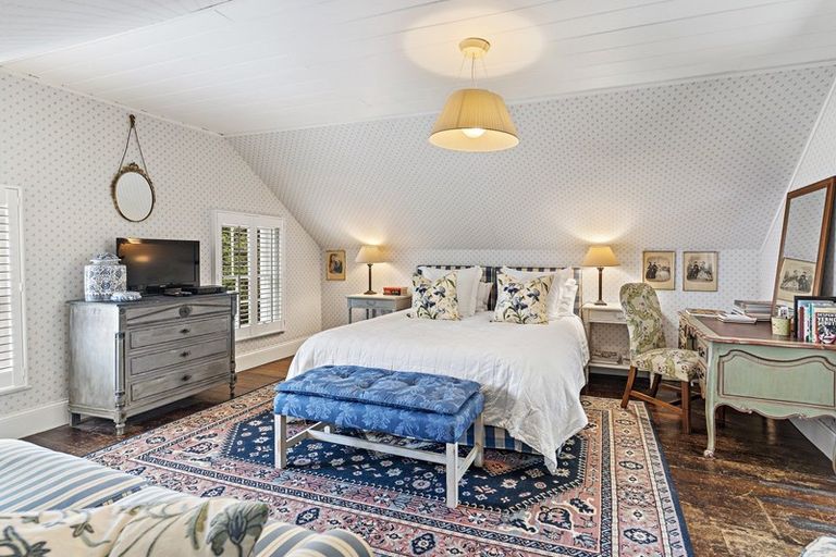 Photo of property in Wyett House, 12 Main Street, Greytown, 5712