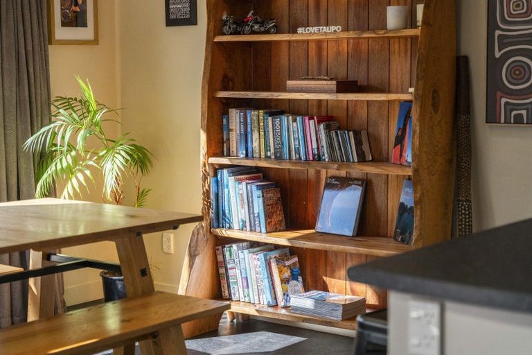 Photo of property in 23 Kereru Street, Two Mile Bay, Taupo, 3330