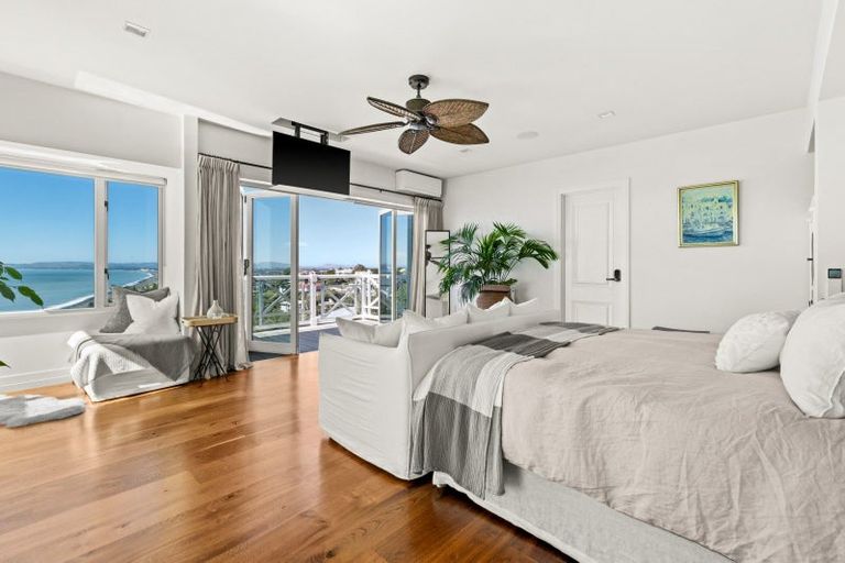 Photo of property in 8 Elizabeth Road, Bluff Hill, Napier, 4110