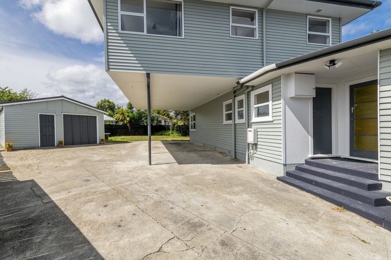 Photo of property in 35 Balmoral Street, Levin, 5510