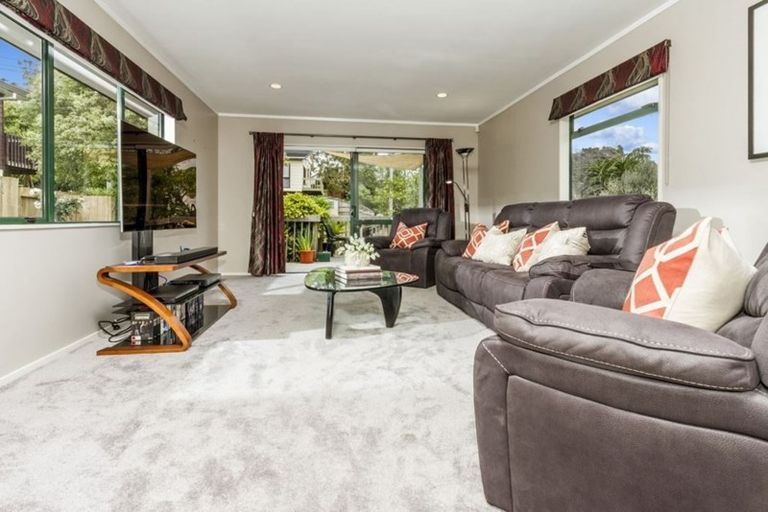 Photo of property in 3/129a Manuka Road, Bayview, Auckland, 0629