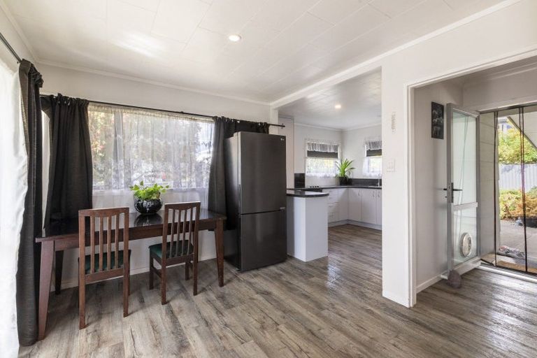 Photo of property in 2a Churchill Street, Waipukurau, 4200