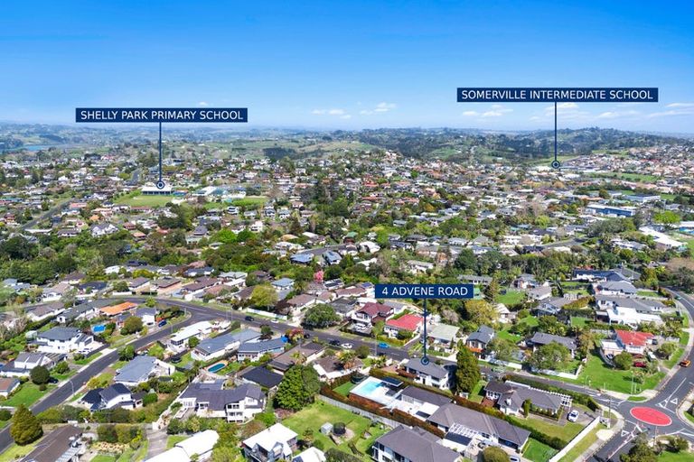 Photo of property in 4 Advene Road, Cockle Bay, Auckland, 2014
