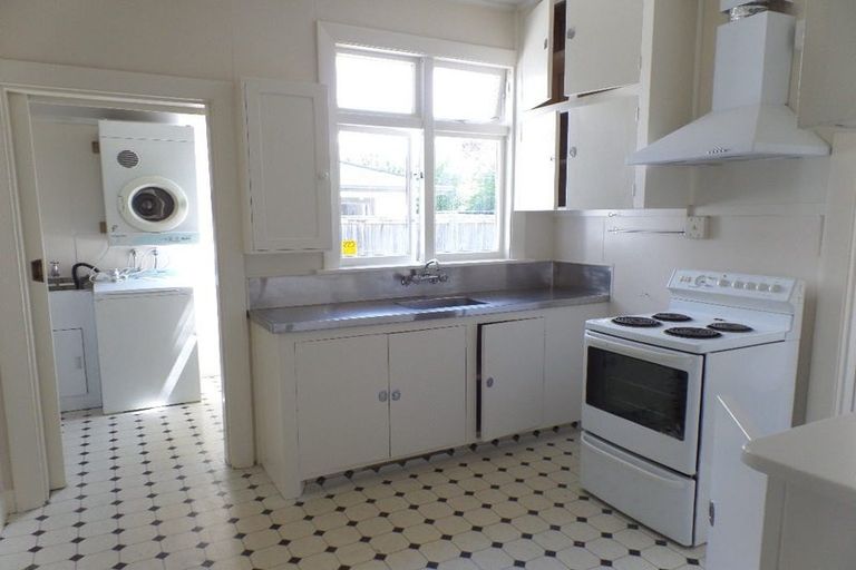 Photo of property in 101 Rattray Street, Riccarton, Christchurch, 8041