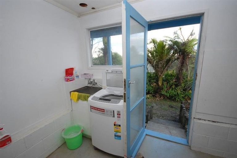 Photo of property in 2/28 Noeleen Street, Glenfield, Auckland, 0629