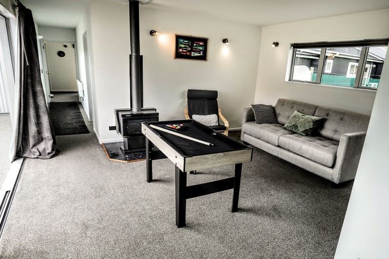 Photo of property in 8 Invincible Drive, Glenorchy, 9372