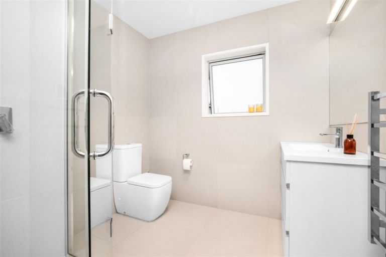 Photo of property in 202f Mellons Bay Road, Mellons Bay, Auckland, 2014